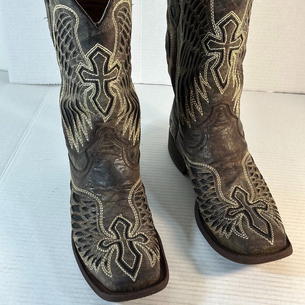 Corral Brown Heeled Boots with Embroidered Wings - Picture 2 of 16